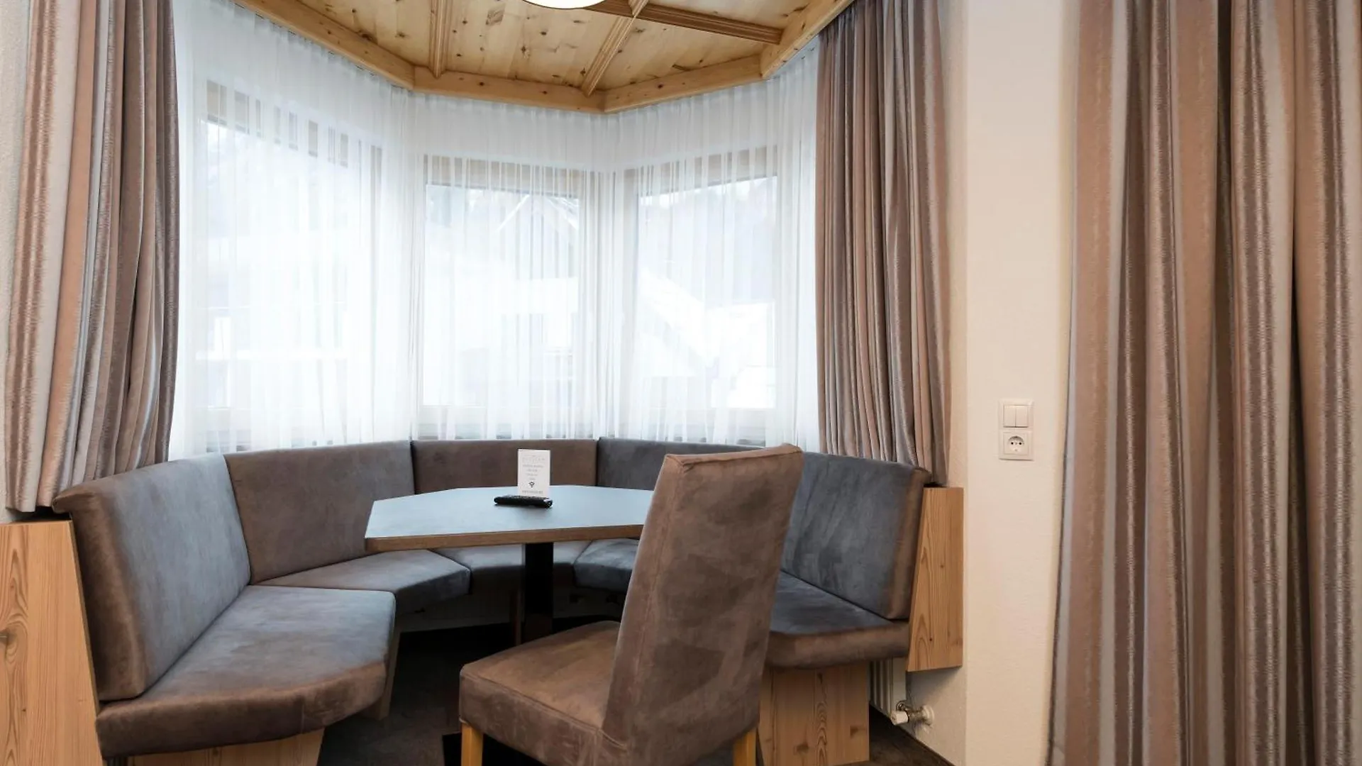 אישגל Hotel Garni Pfeifer 0*,