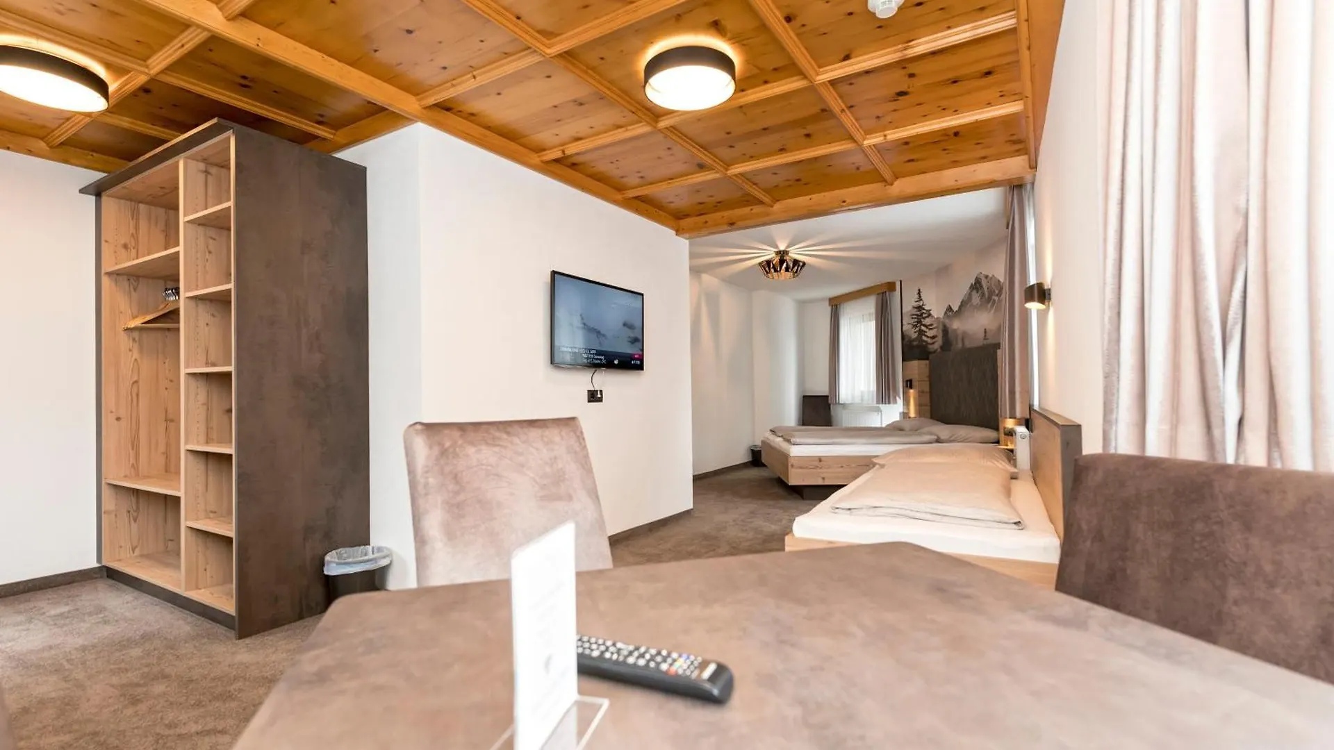 אישגל Hotel Garni Pfeifer לינה וארוחת בוקר